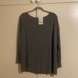 New soft premium bamboo fabric long sleeve. Large